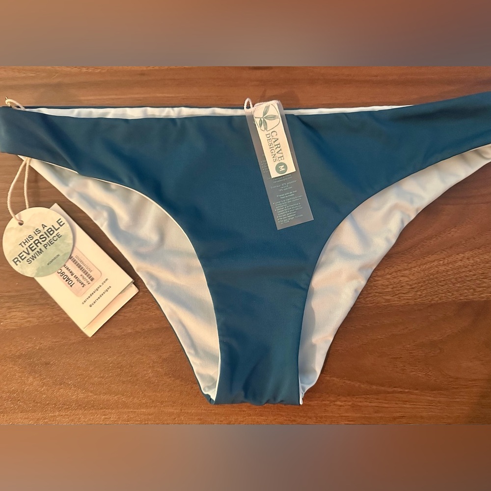 Carve Designs Sanitas Reversible Bikini Bottoms, NWT, Azul/Ice, Size M